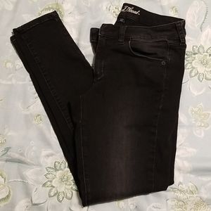 Universal Thread black jeans